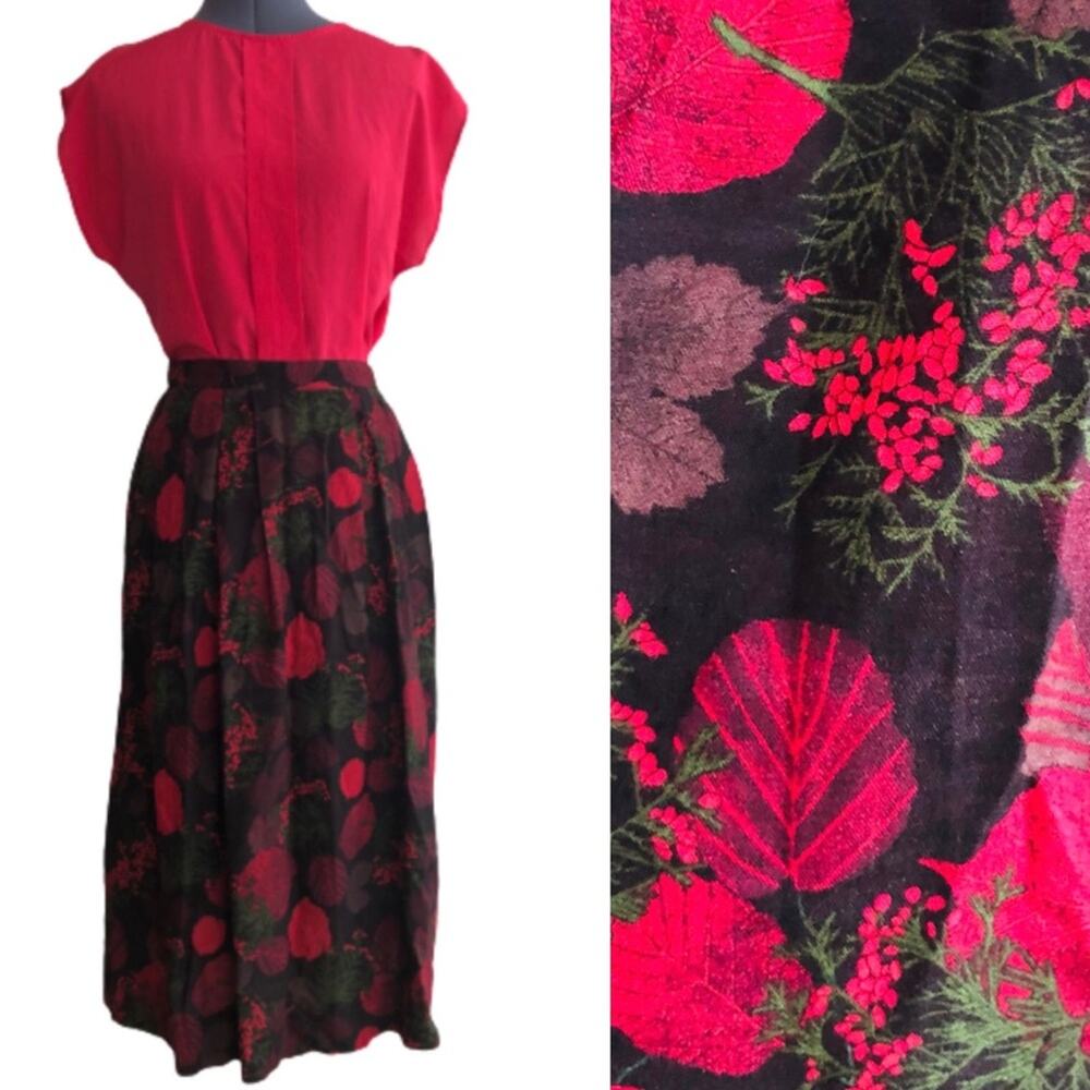 Vintage Orvis Pleated Skirt Colorful Botanical Winter Floral Midi Length Pockets